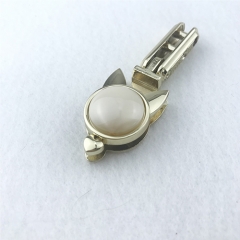 Fashion Cat Ear Shaped Pearl Bag Clip