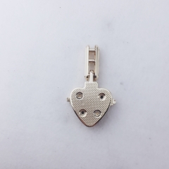 Heart-Shaped Metal Bag Clip for Handbag