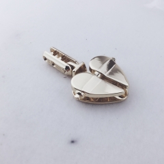 Heart-Shaped Metal Bag Clip for Handbag