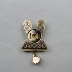 34mm Custom Rabbit Pendant Magnetic Lock