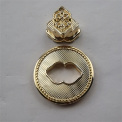 45mm Golden Round Double Heart Twist Lock