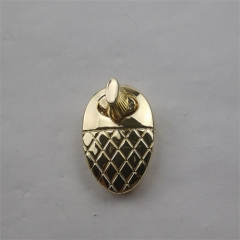 23mm Golden Oval Twist Lock