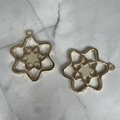 Rotatable Triple Stars Epoxy Accessory